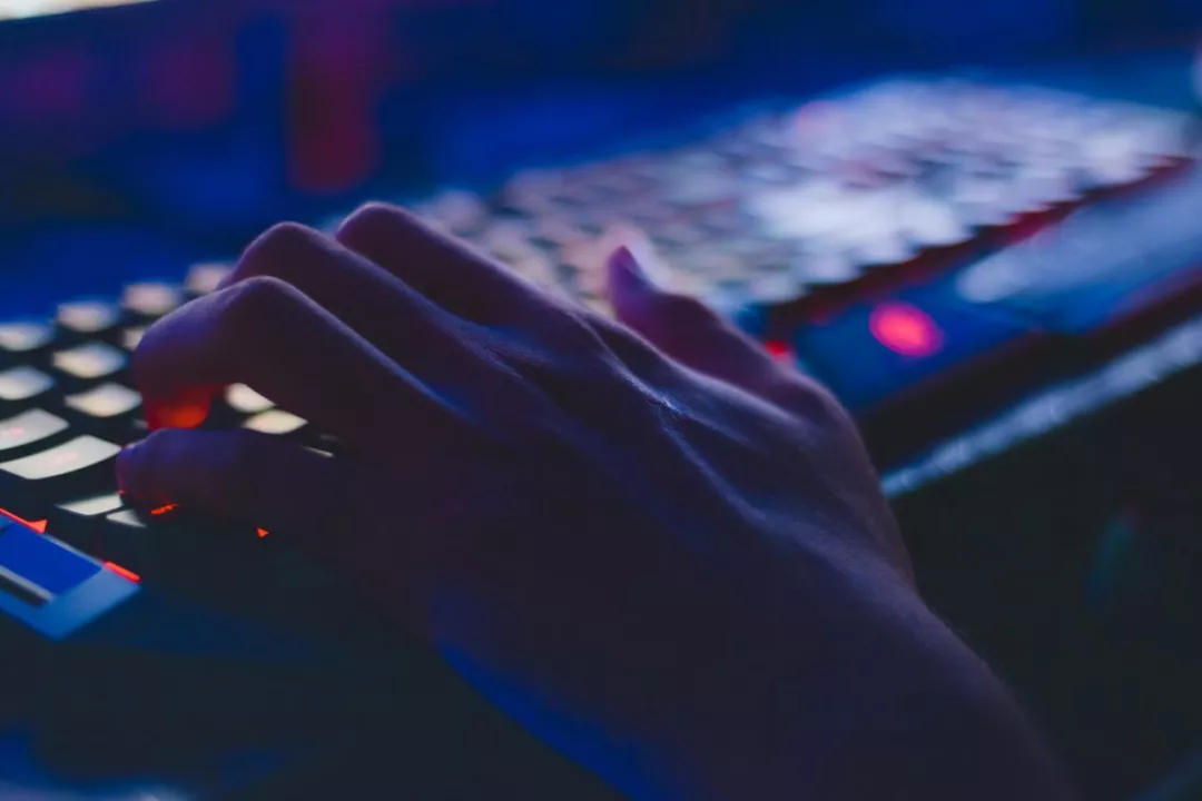 网络安全被挑战，SolarWinds 遭遇供应链攻击，超250 家企业受影响